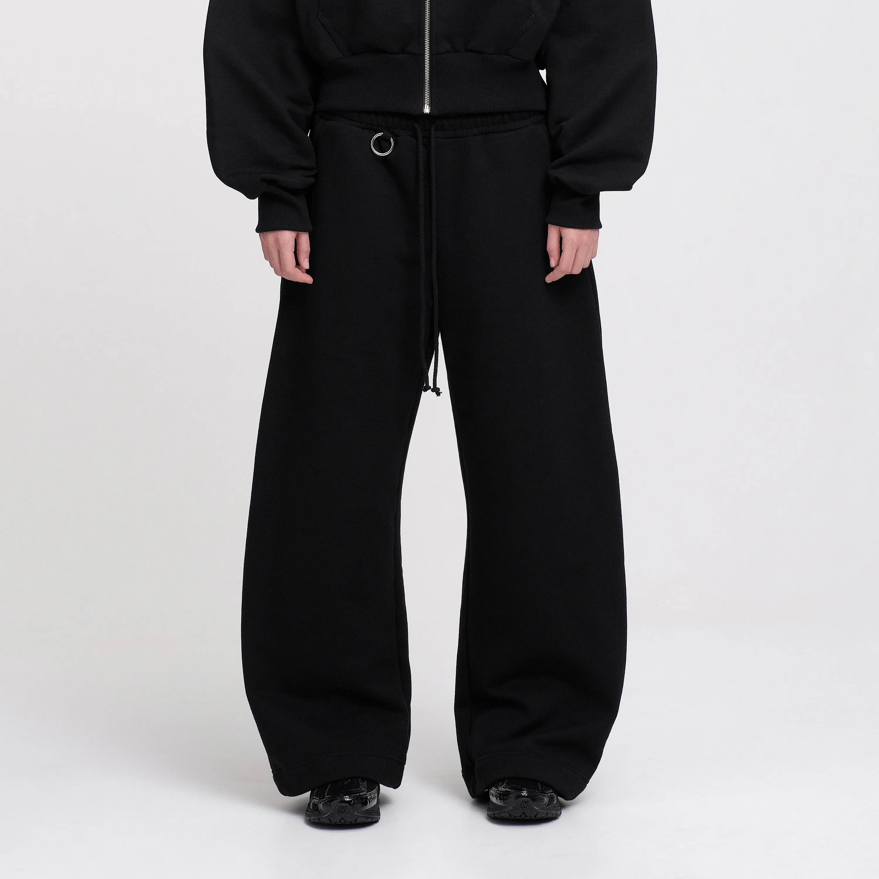 Ultra Heavyweight Barrel Sweatpants (Black) - Image 5